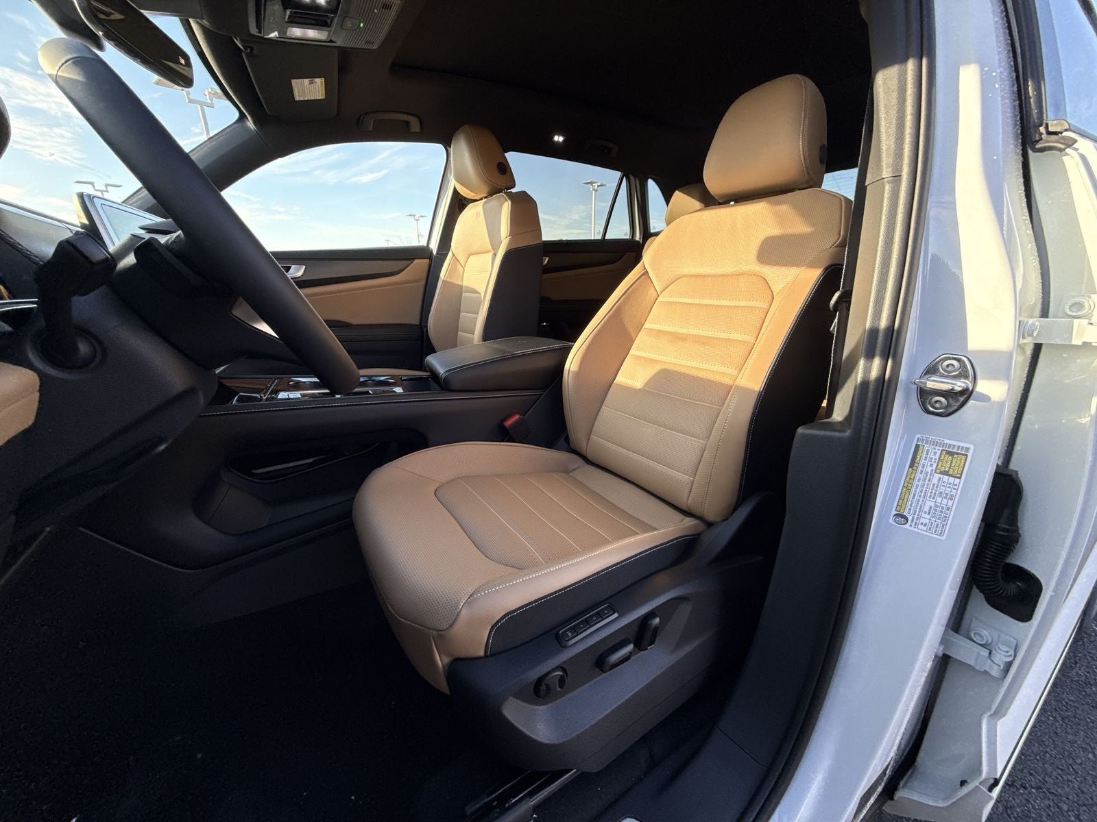 2026 Volkswagen Atlas Cross Sport 2.0T SEL R-Line Black