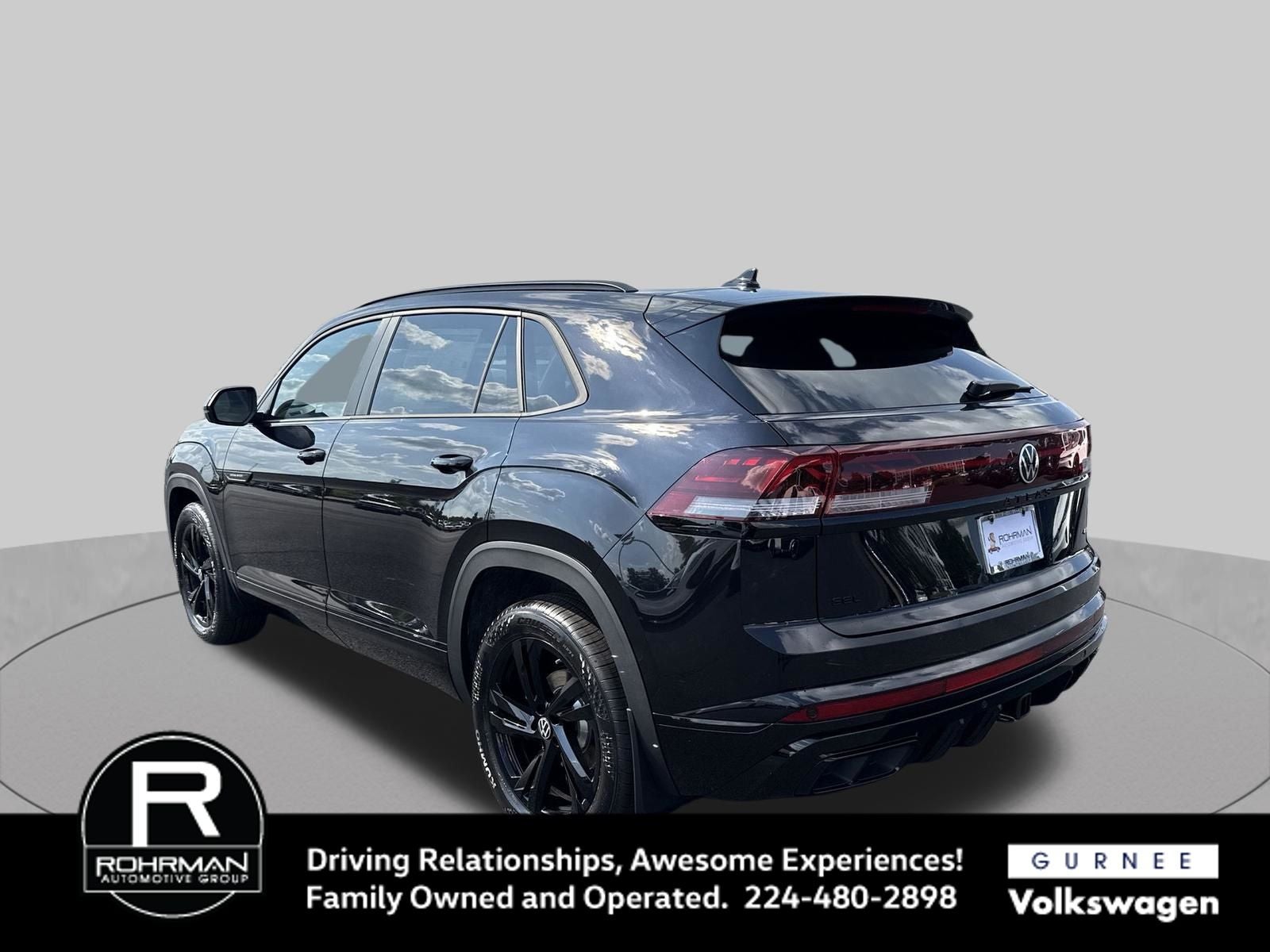 2026 Volkswagen Atlas Cross Sport 2.0T SEL R-Line Black