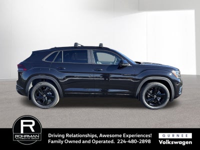 2026 Volkswagen Atlas Cross Sport 2.0T SEL R-Line Black