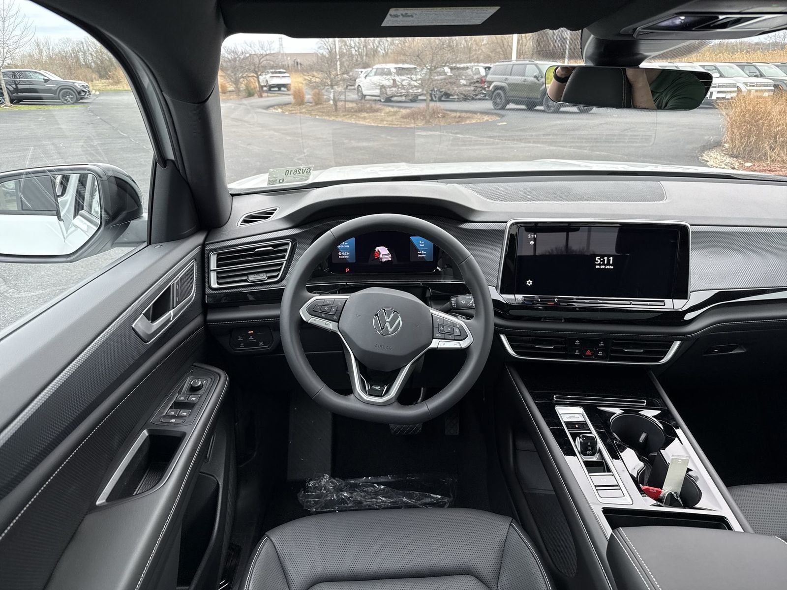 2026 Volkswagen Atlas Cross Sport 2.0T SEL R-Line Black