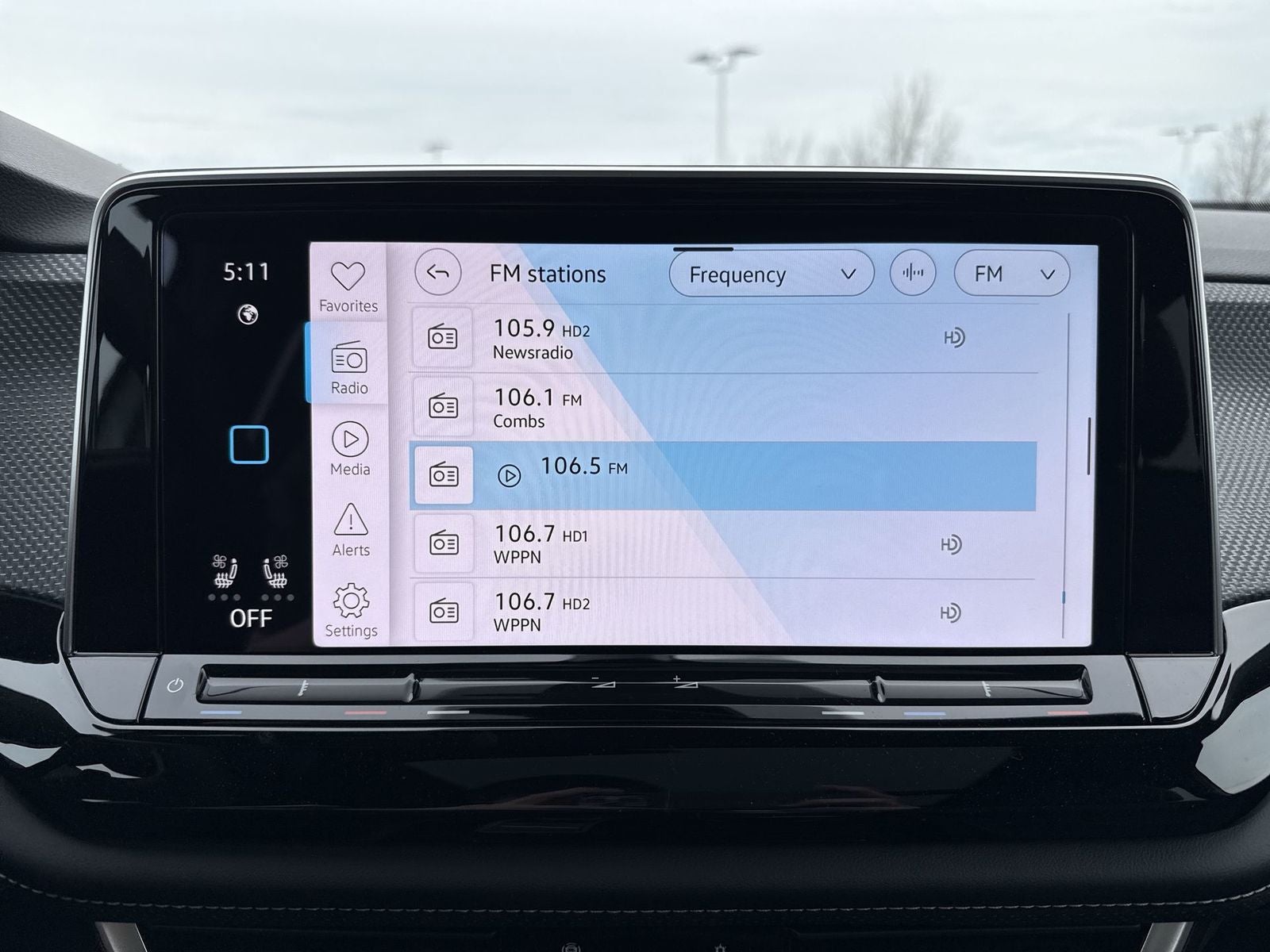 2026 Volkswagen Atlas Cross Sport 2.0T SEL R-Line Black