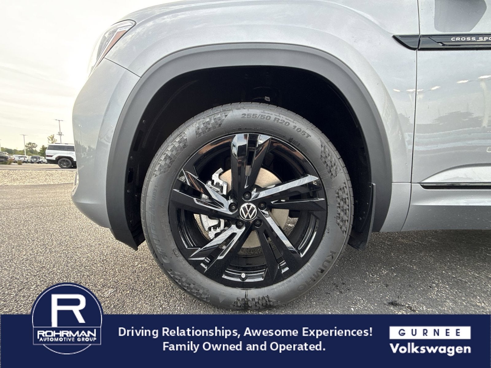 2026 Volkswagen Atlas Cross Sport 2.0T SEL R-Line Black