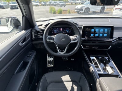 2026 Volkswagen Atlas Cross Sport 2.0T SEL R-Line Black