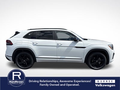 2026 Volkswagen Atlas Cross Sport 2.0T SEL R-Line Black