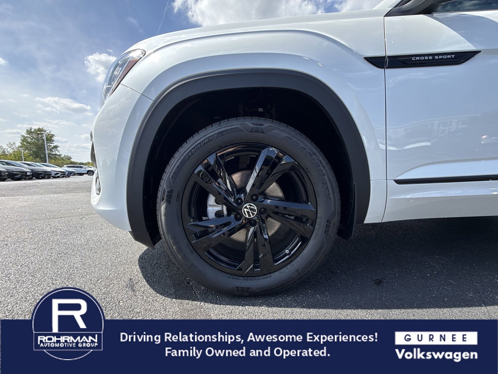 2026 Volkswagen Atlas Cross Sport 2.0T SEL R-Line Black