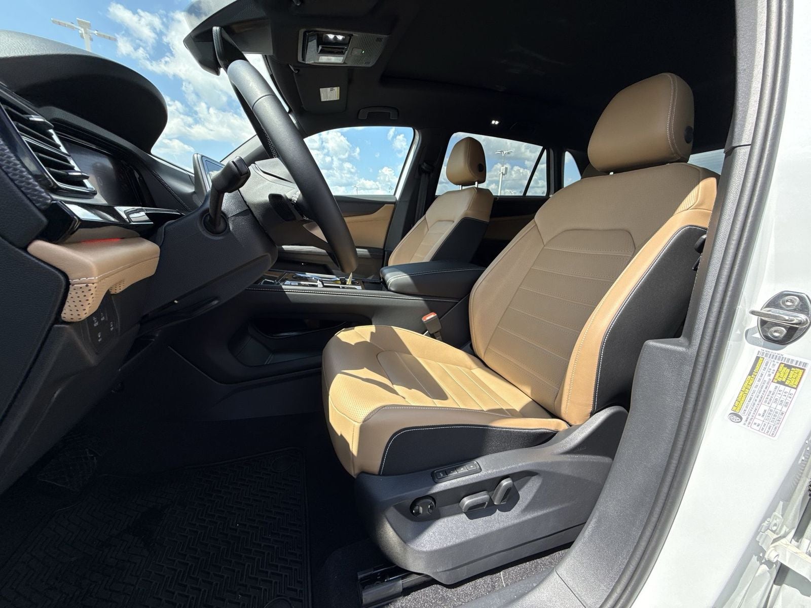 2026 Volkswagen Atlas Cross Sport 2.0T SEL