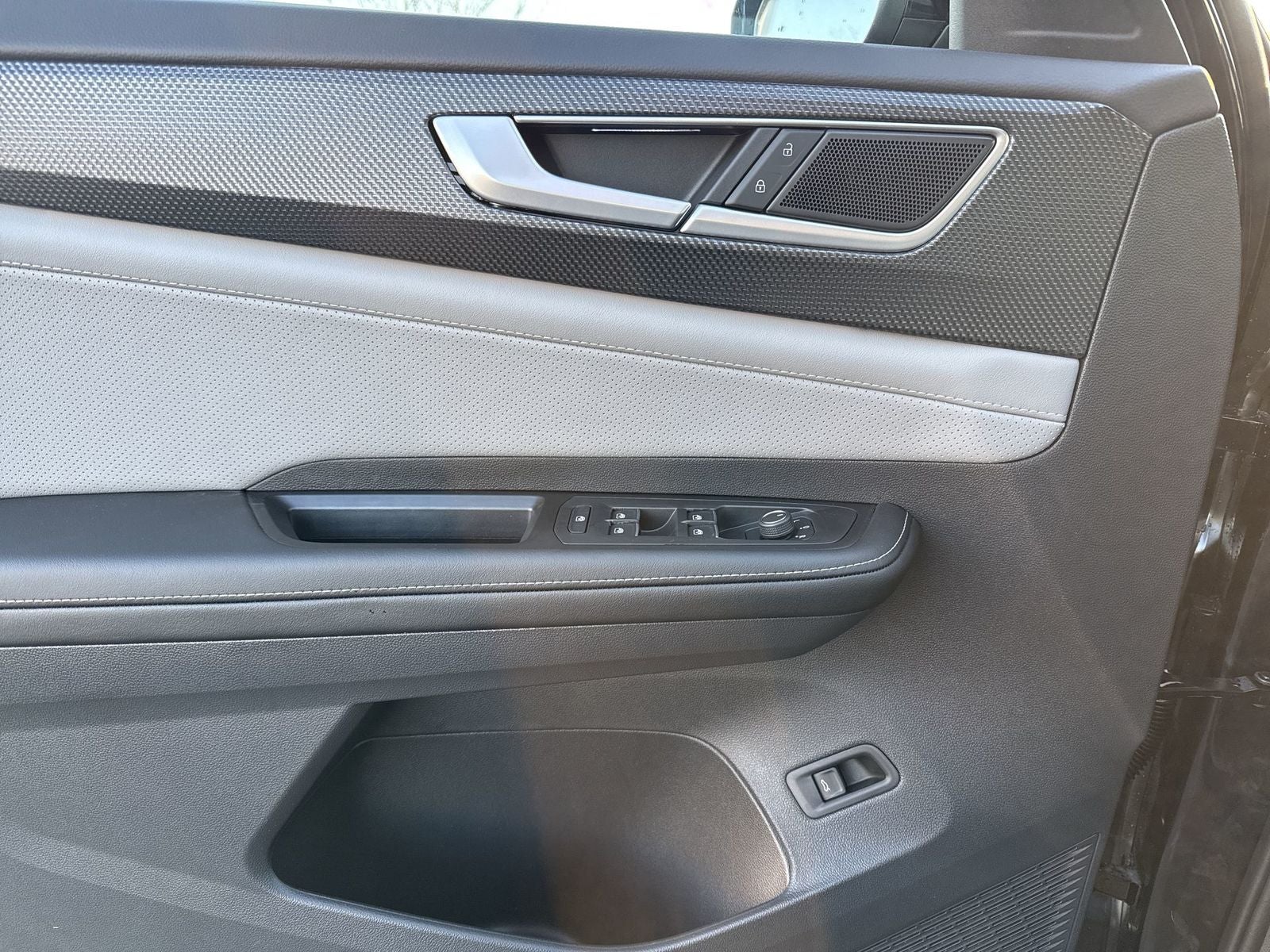 2026 Volkswagen Atlas Cross Sport 2.0T SEL