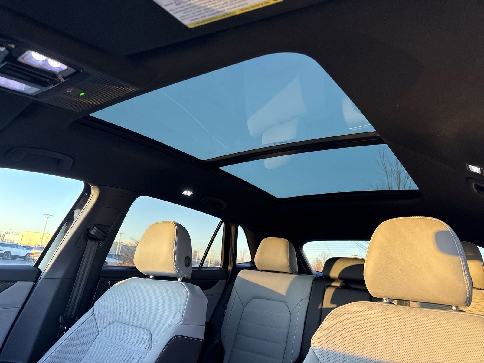 2026 Volkswagen Atlas Cross Sport 2.0T SEL