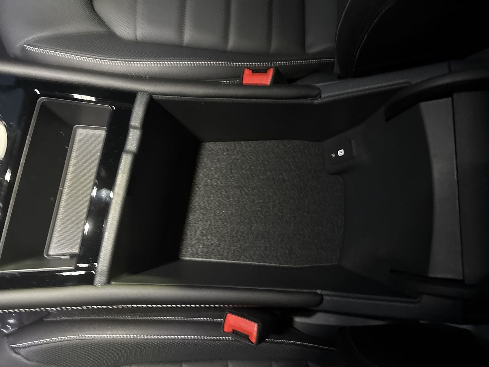 2026 Volkswagen Atlas Cross Sport 2.0T SEL