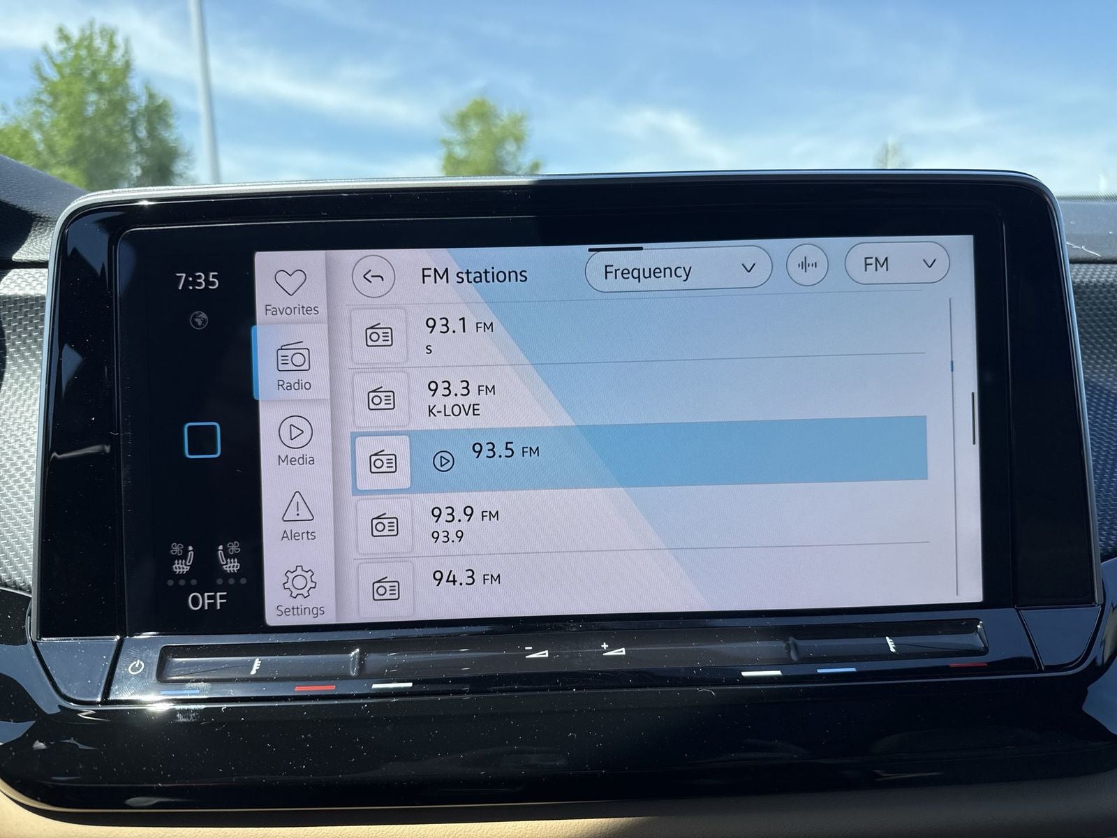 2026 Volkswagen Atlas Cross Sport 2.0T SEL
