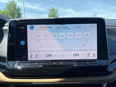 2026 Volkswagen Atlas Cross Sport 2.0T SEL