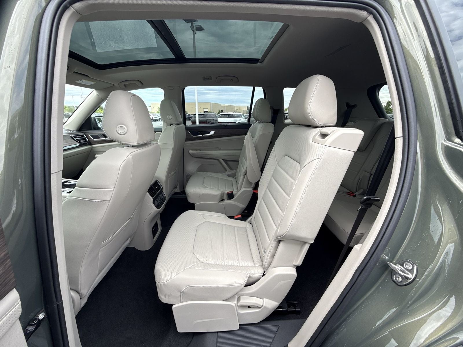 2026 Volkswagen Atlas 2.0T SEL