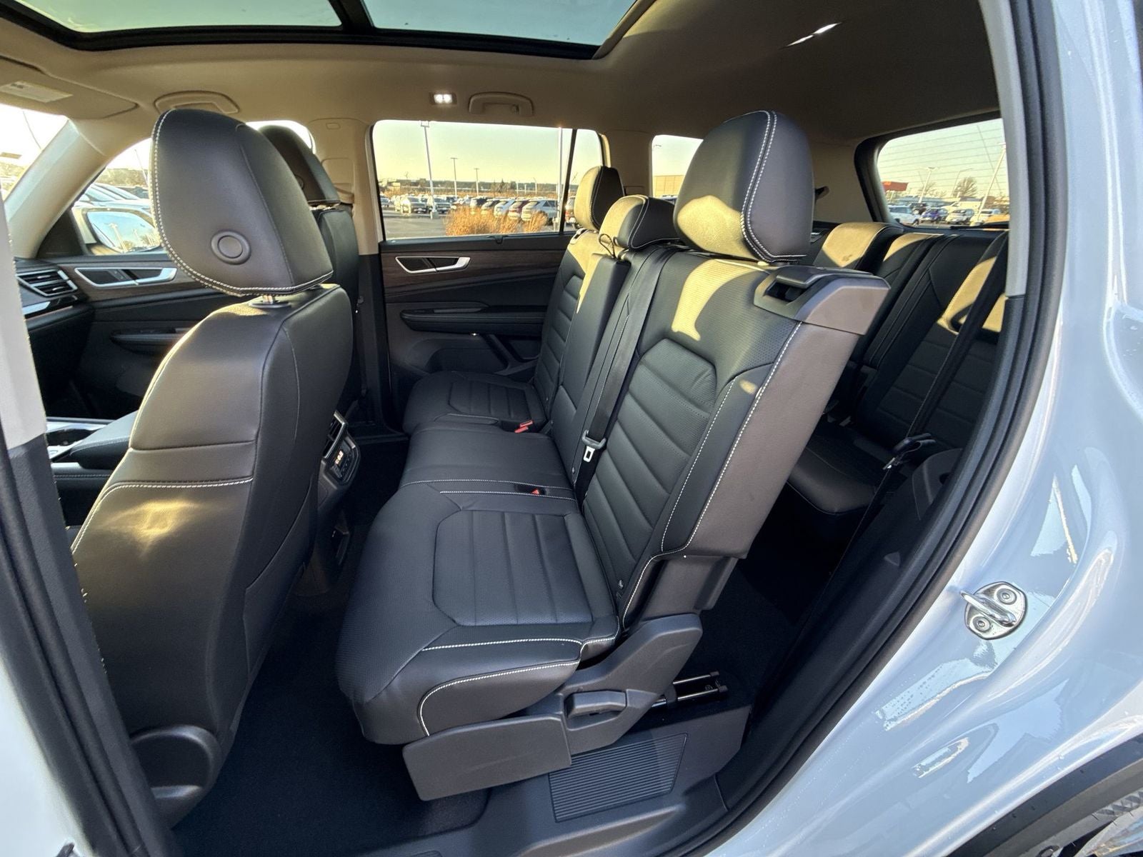 2026 Volkswagen Atlas 2.0T SEL