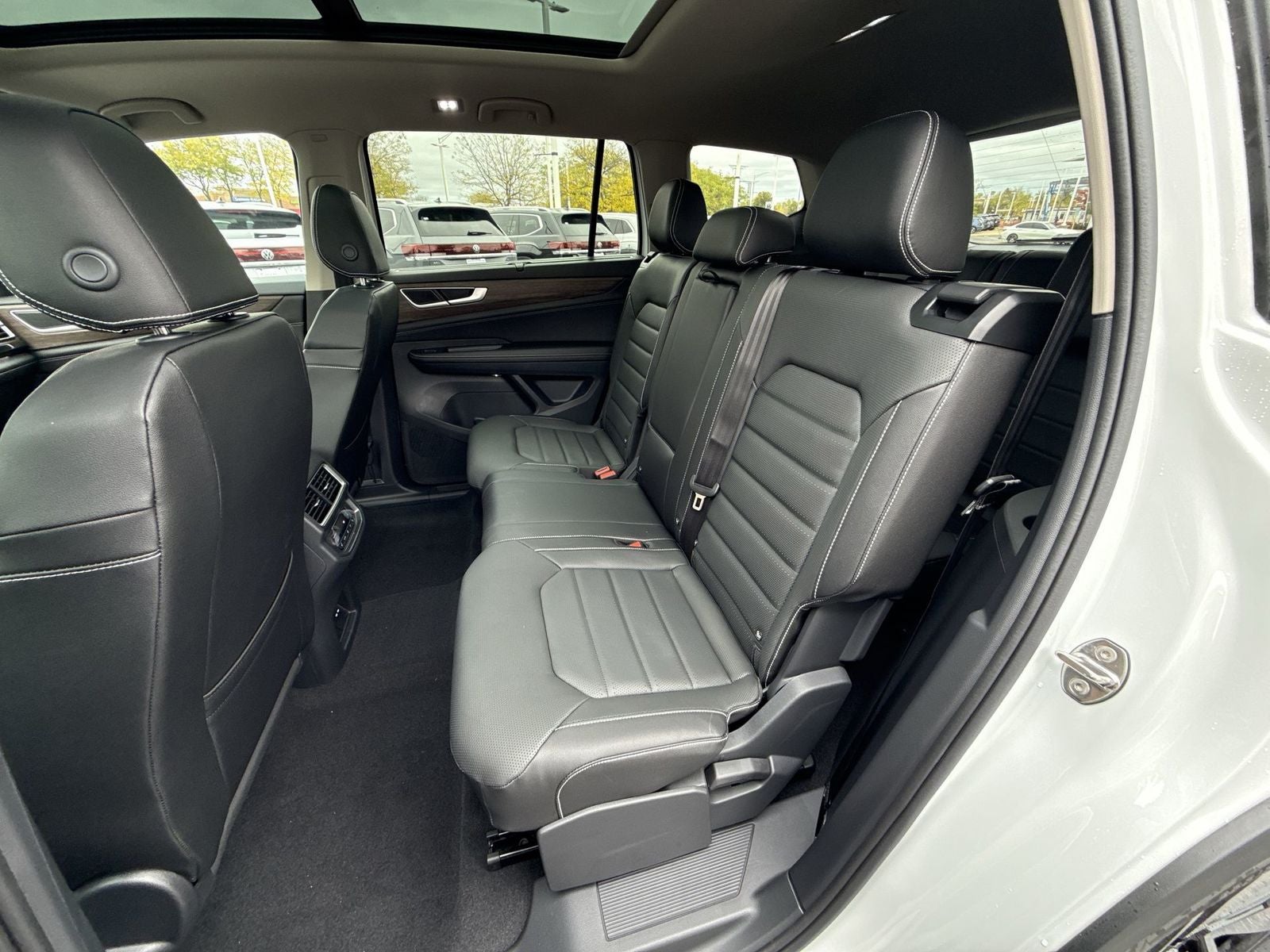 2026 Volkswagen Atlas 2.0T SEL