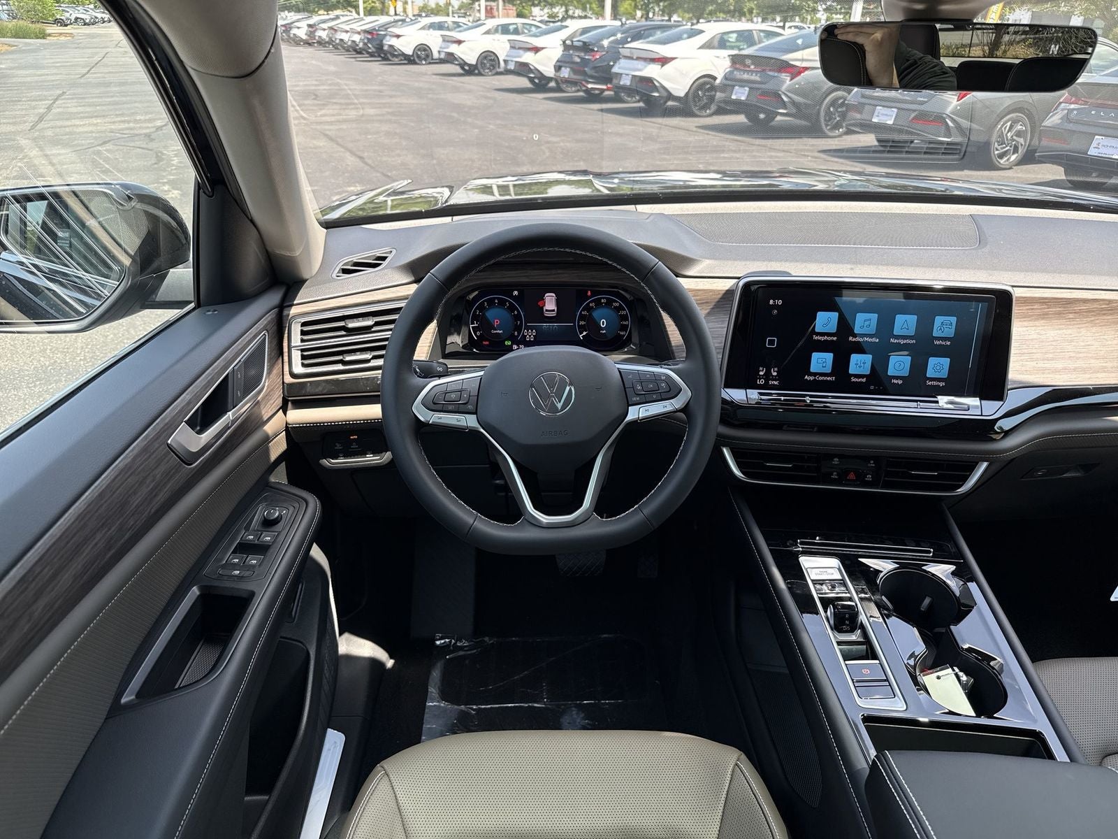 2026 Volkswagen Atlas 2.0T SEL
