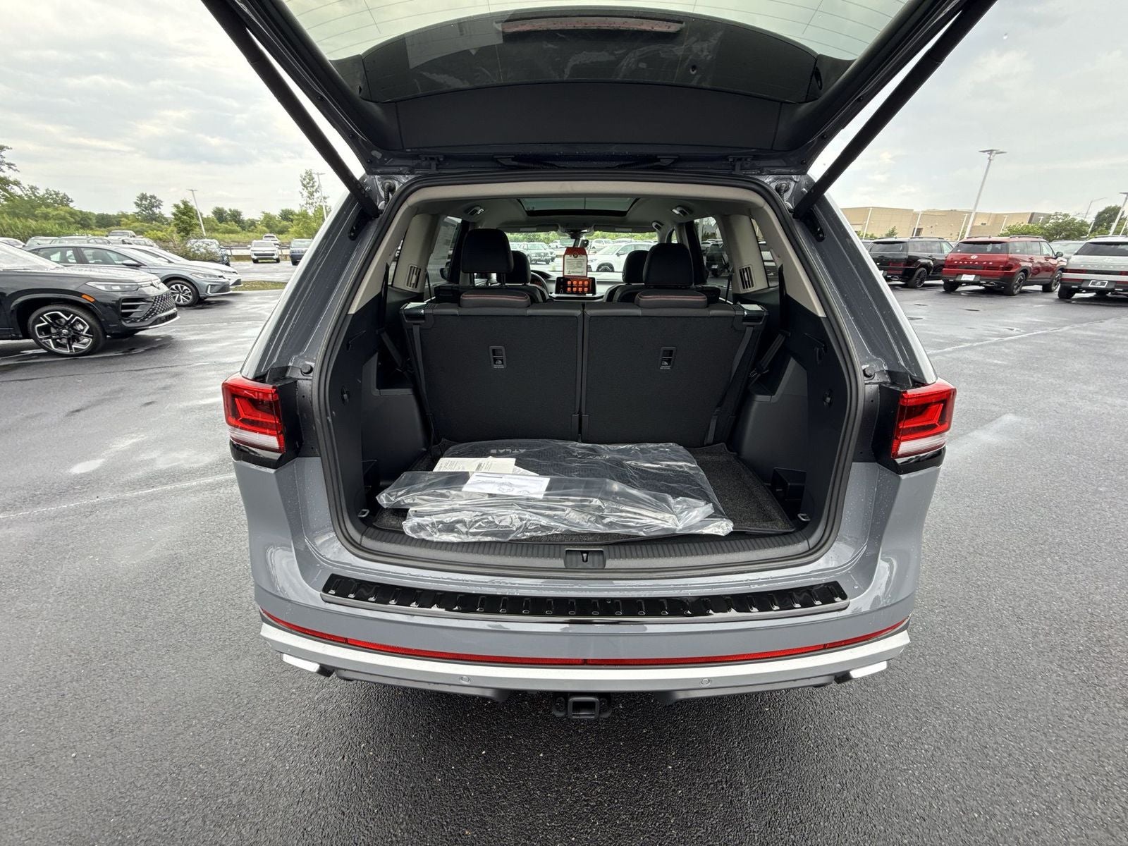 2026 Volkswagen Atlas 2.0T Peak Edition