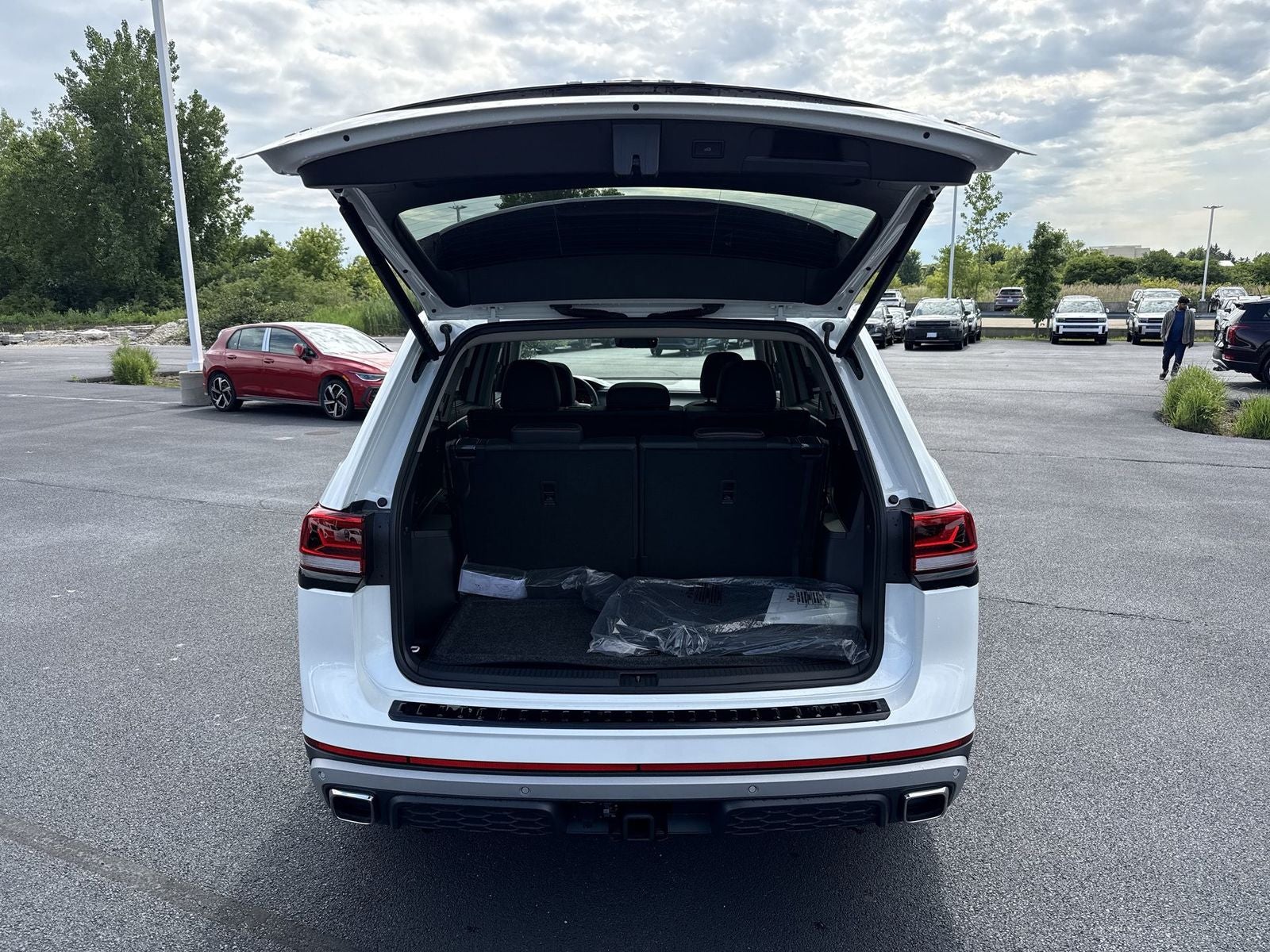 2026 Volkswagen Atlas 2.0T Peak Edition