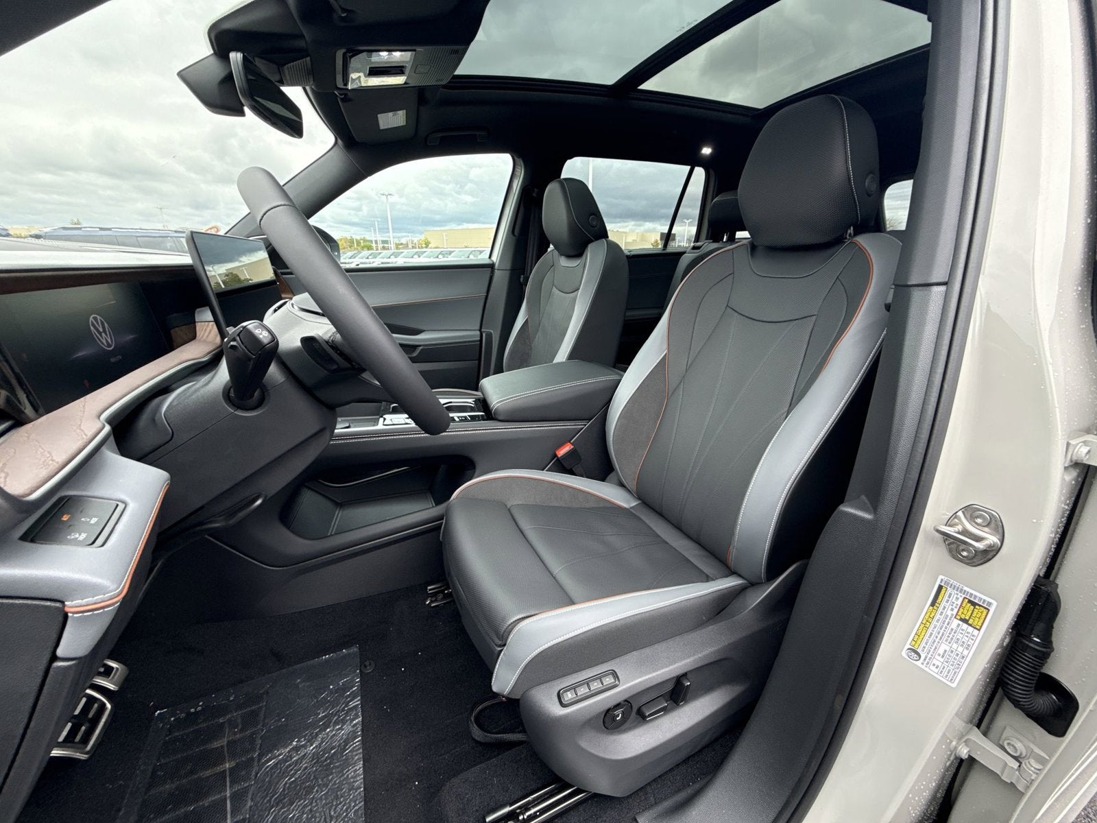 2027 Volkswagen Atlas SEL Premium R-Line