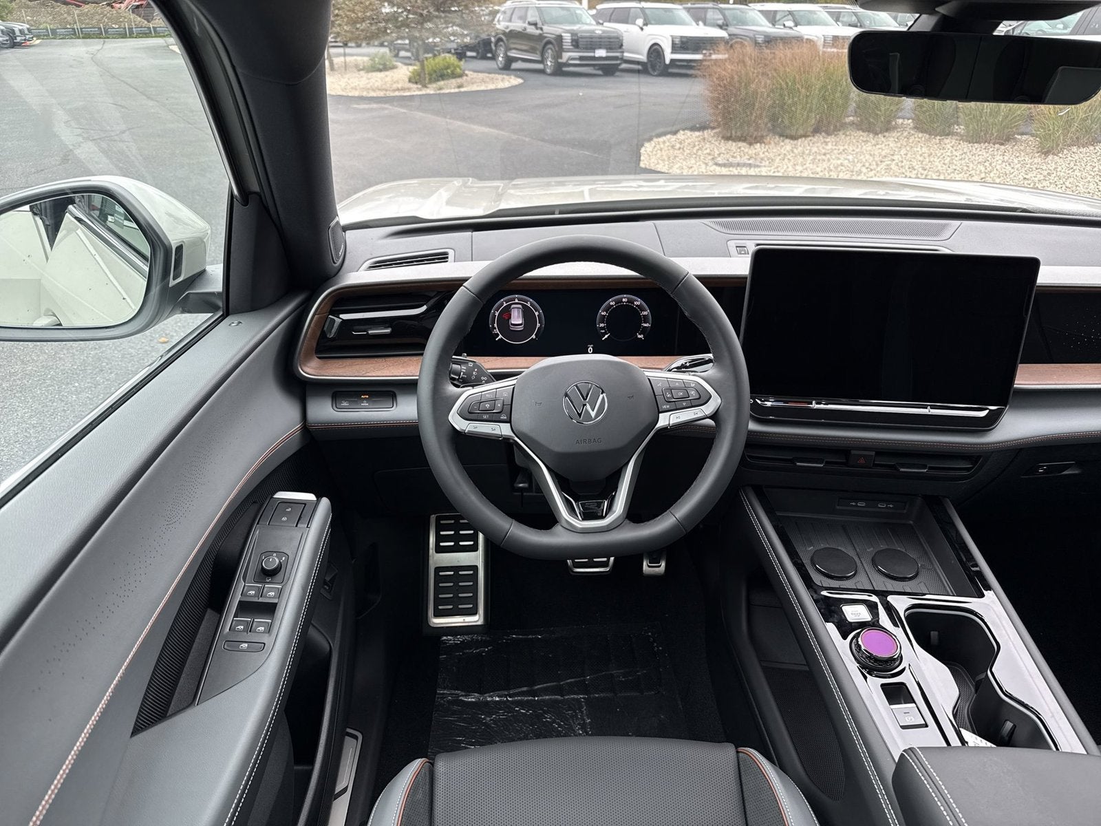 2027 Volkswagen Atlas SEL Premium R-Line