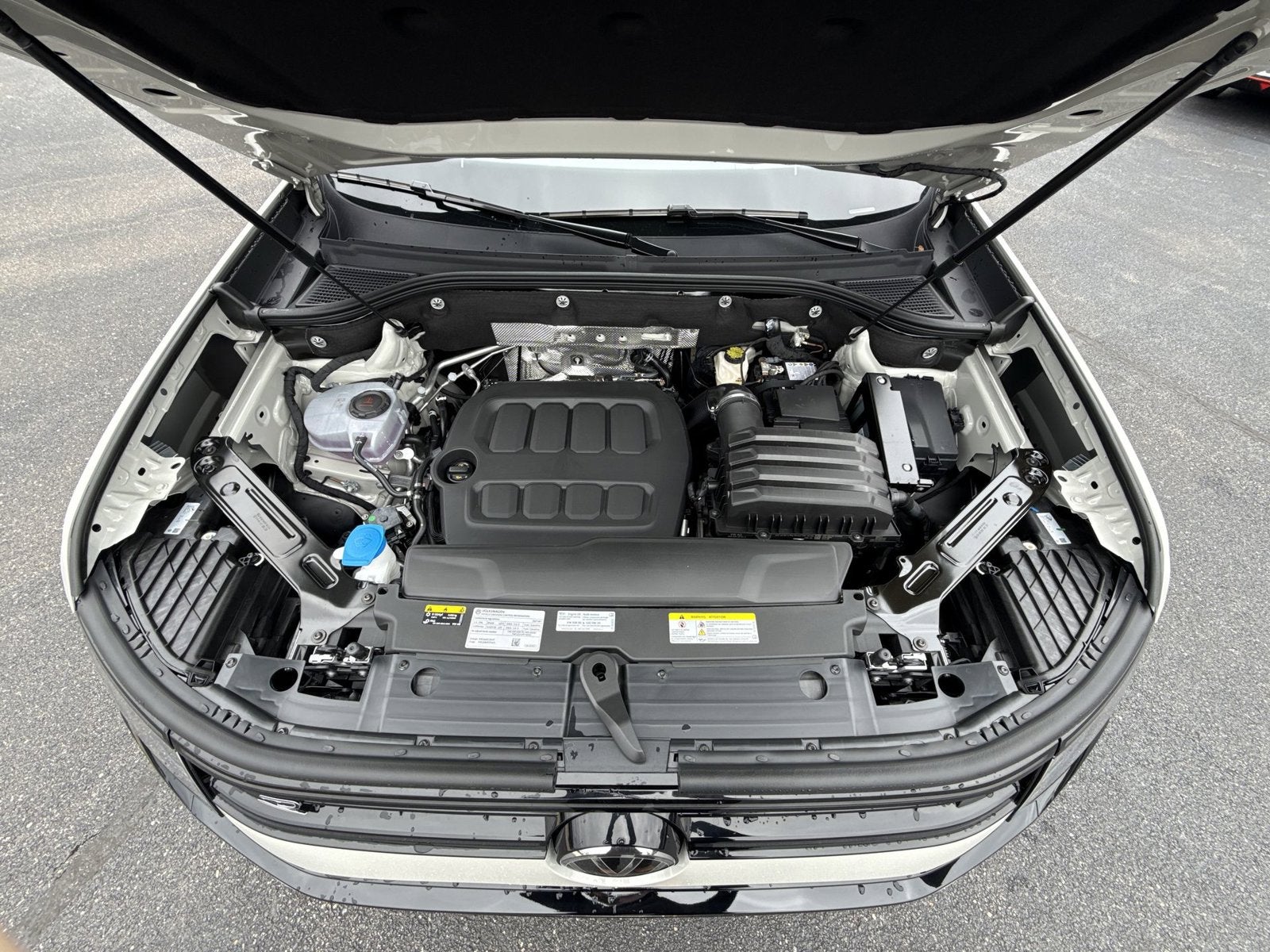 2027 Volkswagen Atlas SEL Premium R-Line