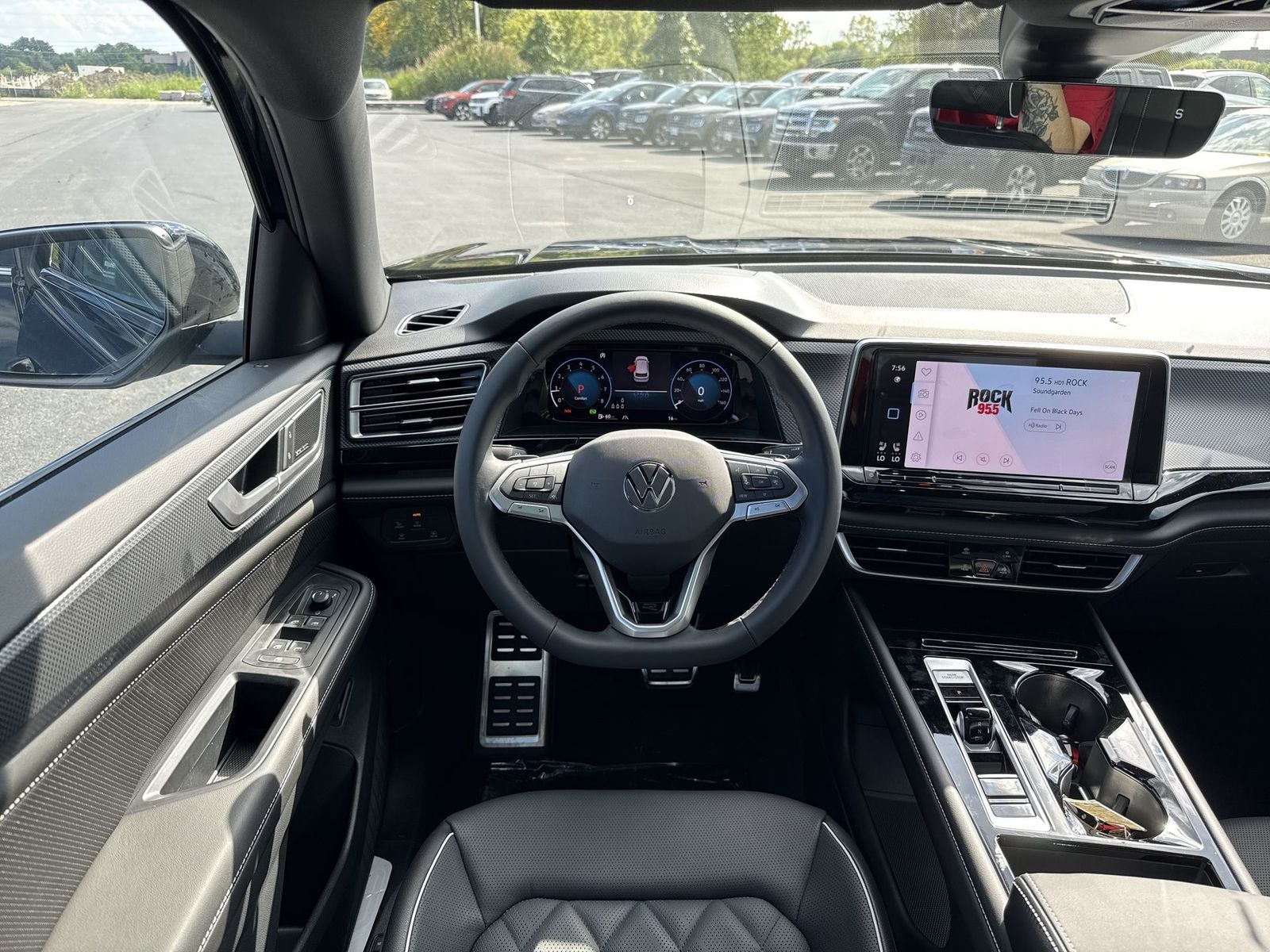 2026 Volkswagen Atlas Cross Sport 2.0T SEL Premium R-Line