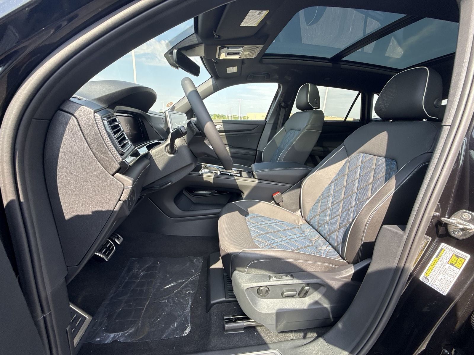 2026 Volkswagen Atlas Cross Sport 2.0T SEL Premium R-Line