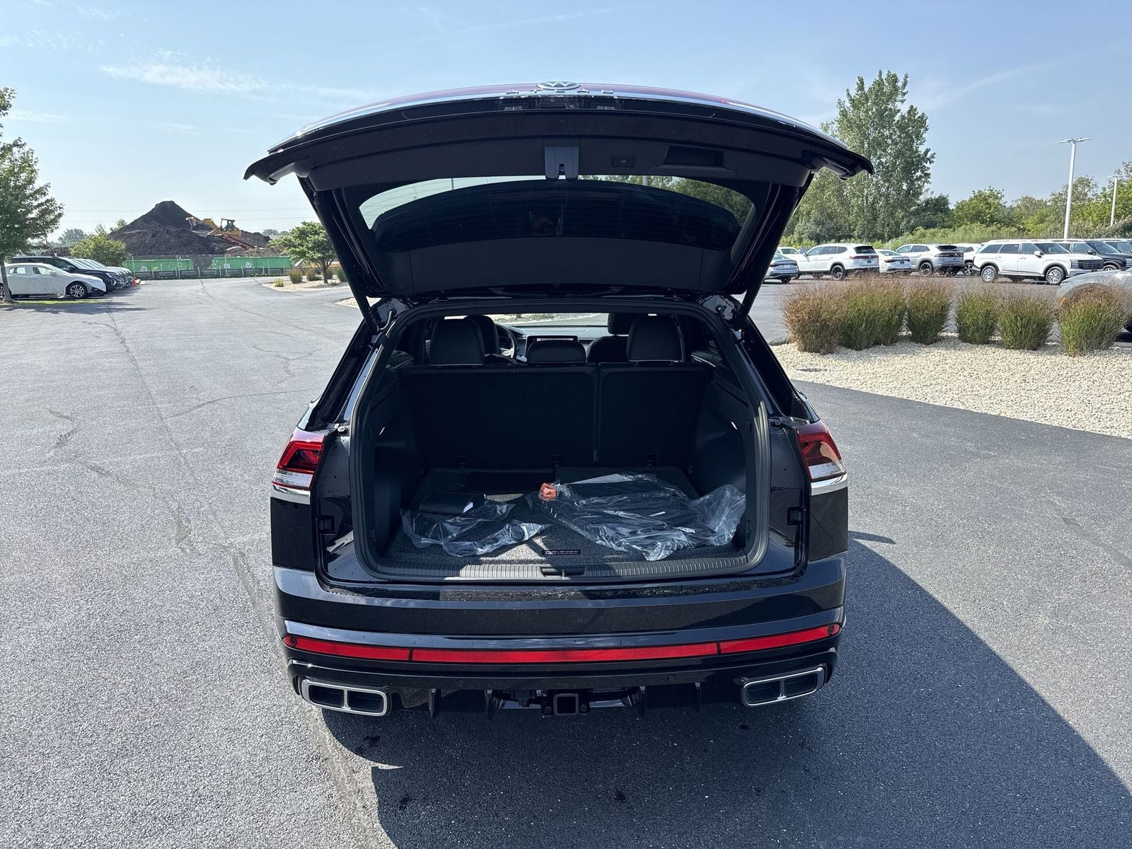 2026 Volkswagen Atlas Cross Sport 2.0T SEL Premium R-Line