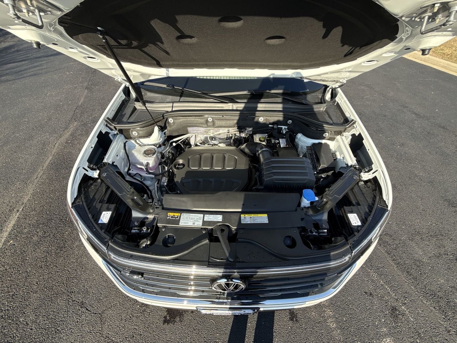 2026 Volkswagen Atlas Cross Sport 2.0T SEL Premium R-Line