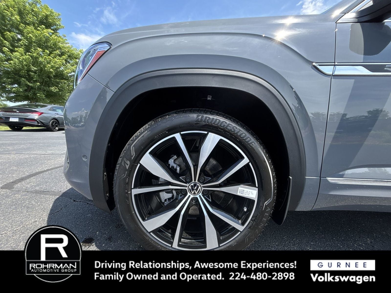2026 Volkswagen Atlas 2.0T SEL Premium R-Line