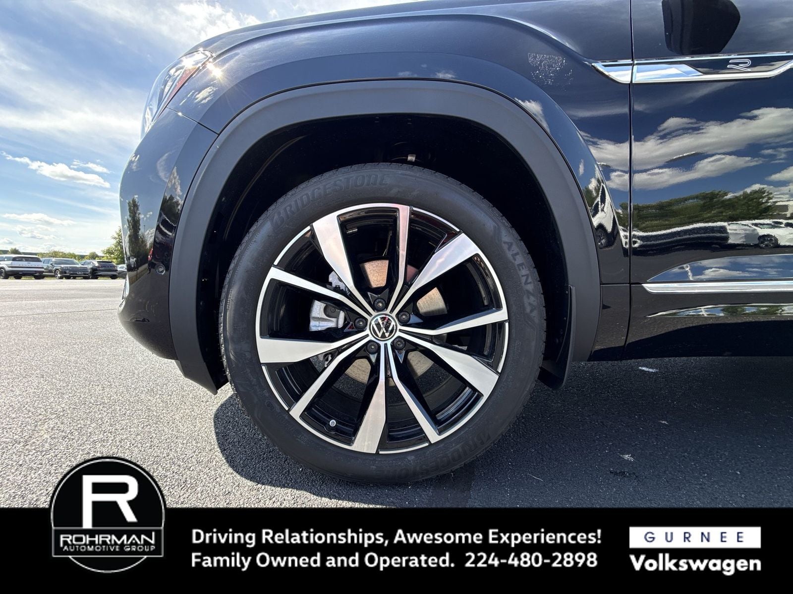 2026 Volkswagen Atlas 2.0T SEL Premium R-Line
