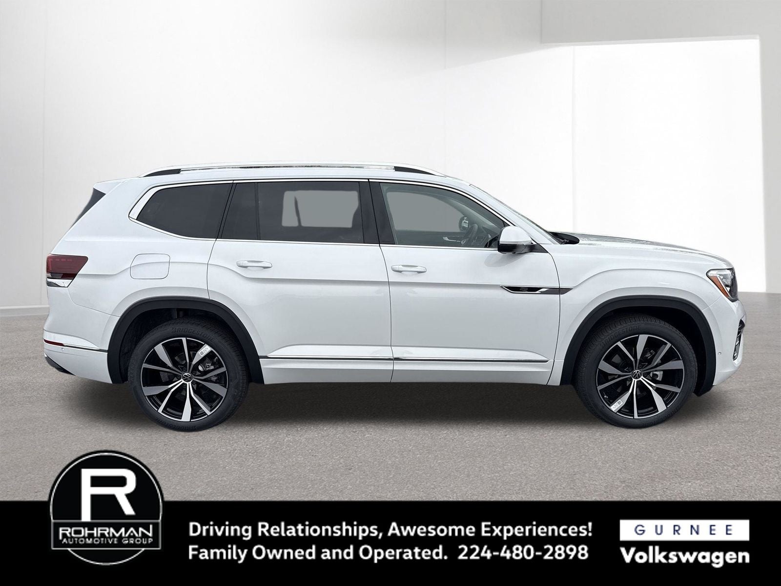 2026 Volkswagen Atlas 2.0T SEL Premium R-Line