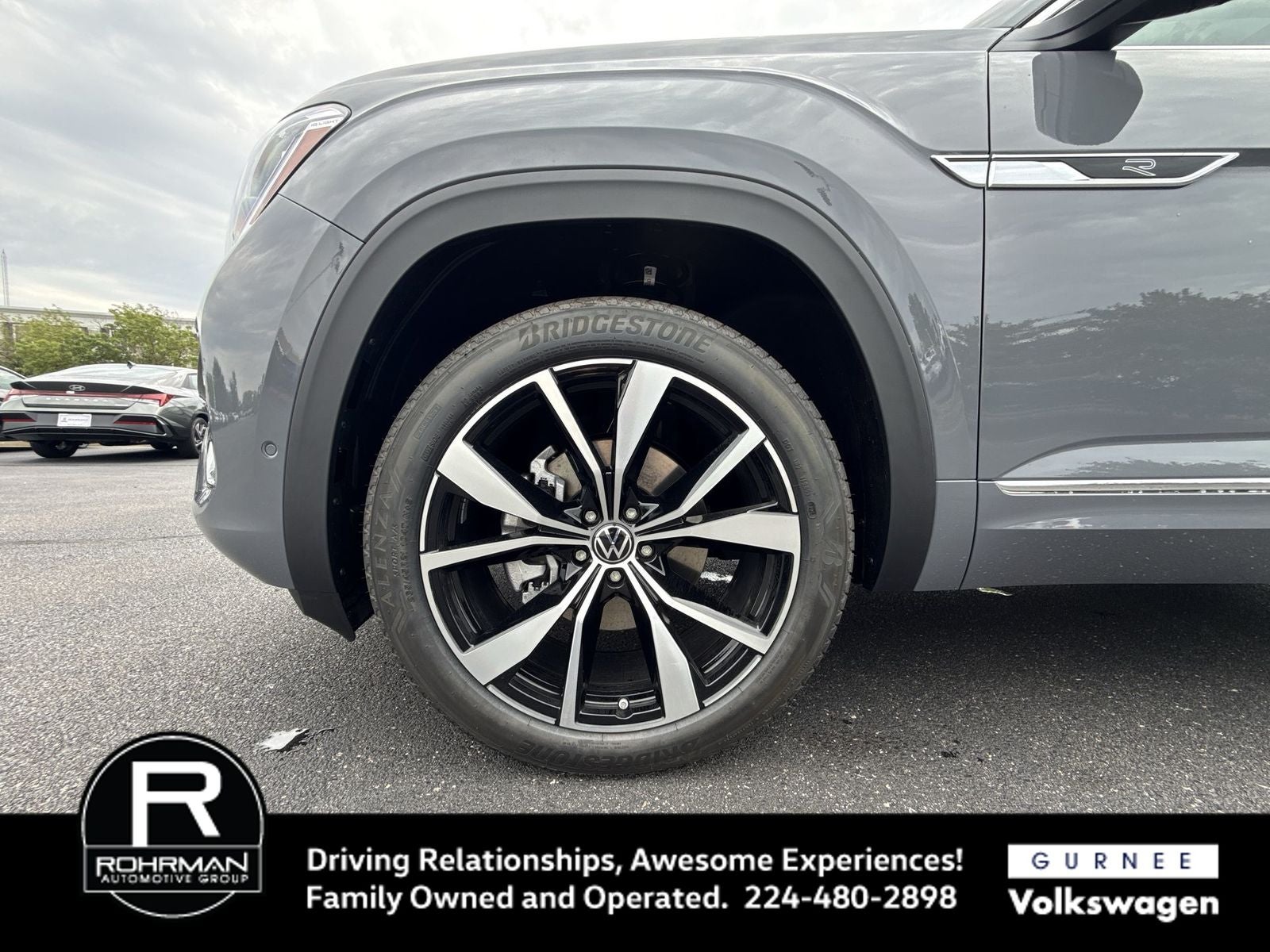 2026 Volkswagen Atlas 2.0T SEL Premium R-Line