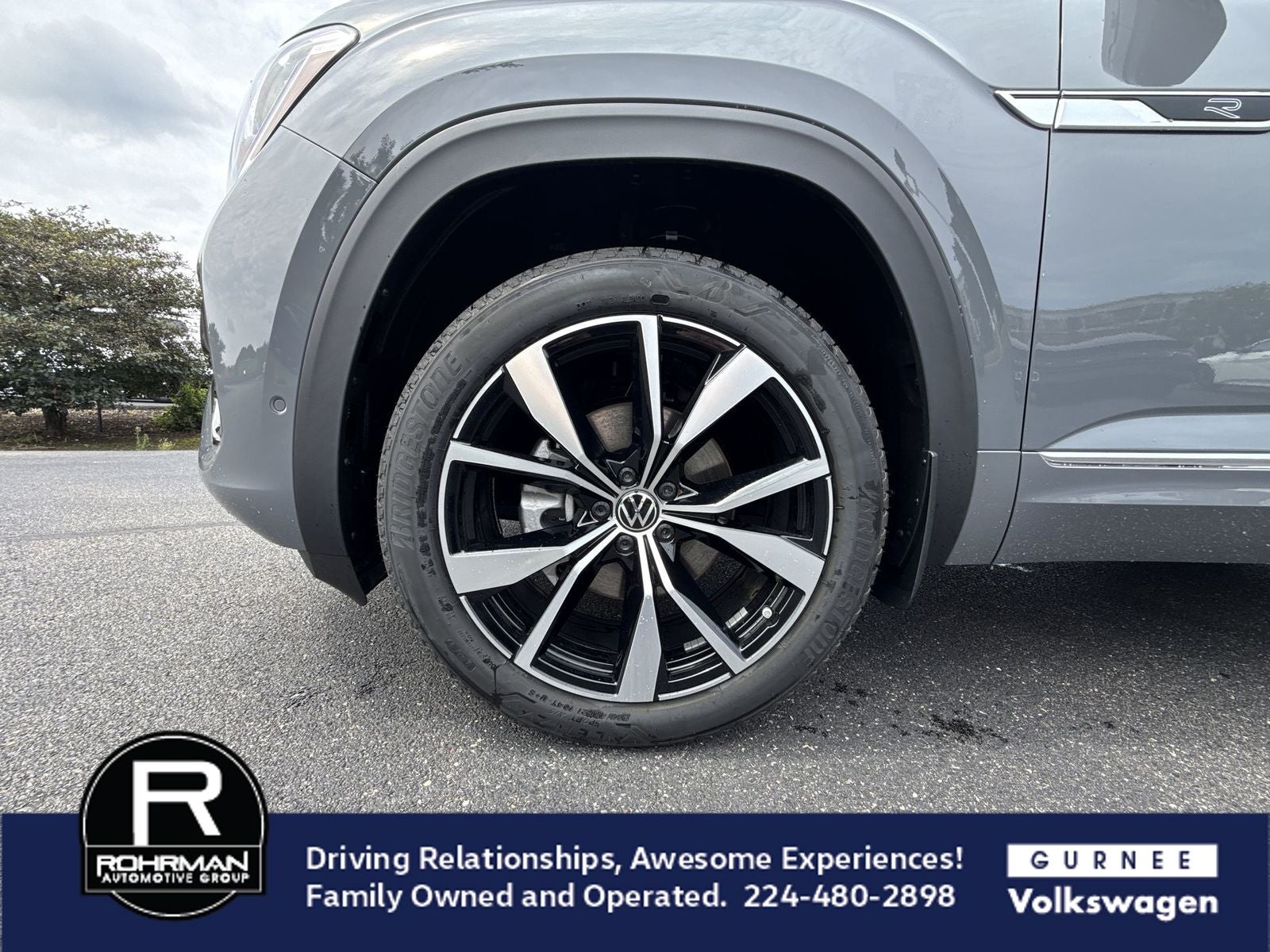 2026 Volkswagen Atlas 2.0T SEL Premium R-Line