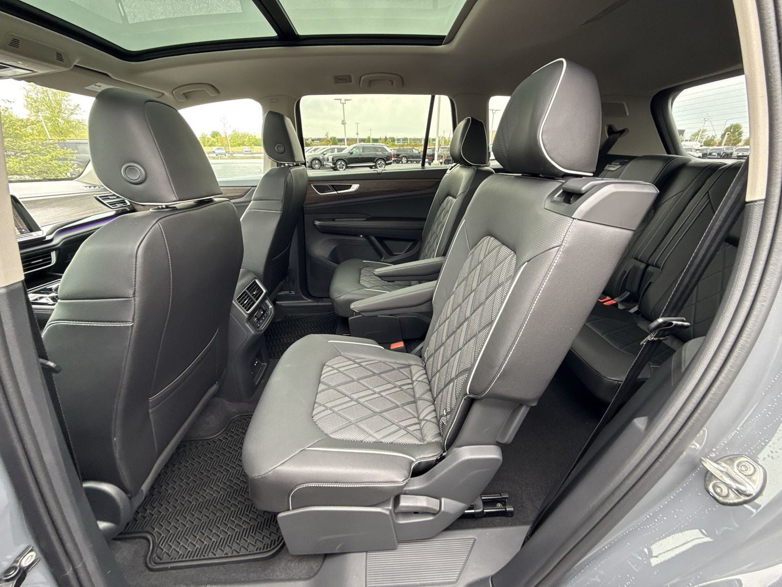 2026 Volkswagen Atlas SEL Premium R-Line - Photo 24