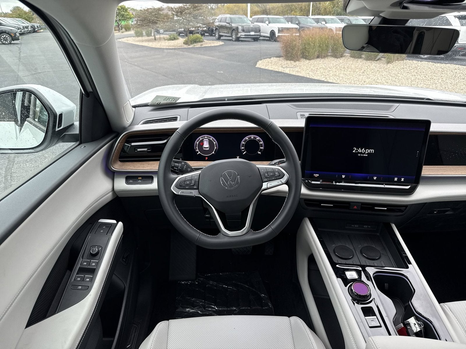 2027 Volkswagen Atlas SE w/Technology