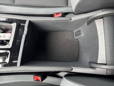 2027 Volkswagen Atlas SE w/Technology