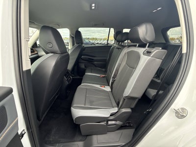 2027 Volkswagen Atlas SE w/Technology