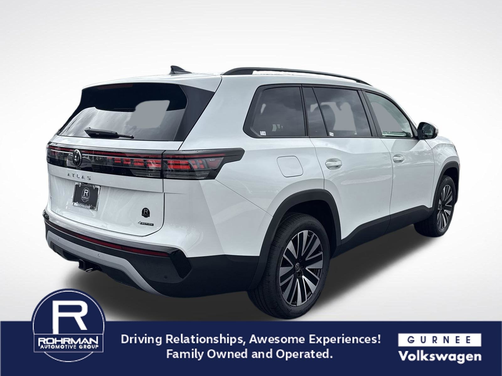 2027 Volkswagen Atlas SE w/Technology