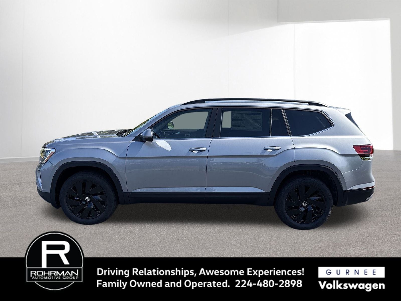 2026 Volkswagen Atlas 2.0T SE w/ Technology