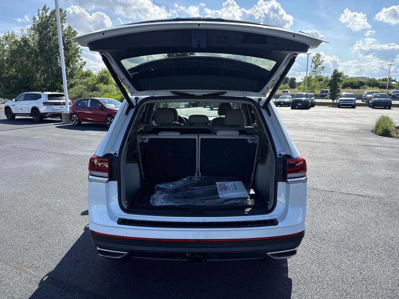 2026 Volkswagen Atlas 2.0T SE W/TECHNOLOGY