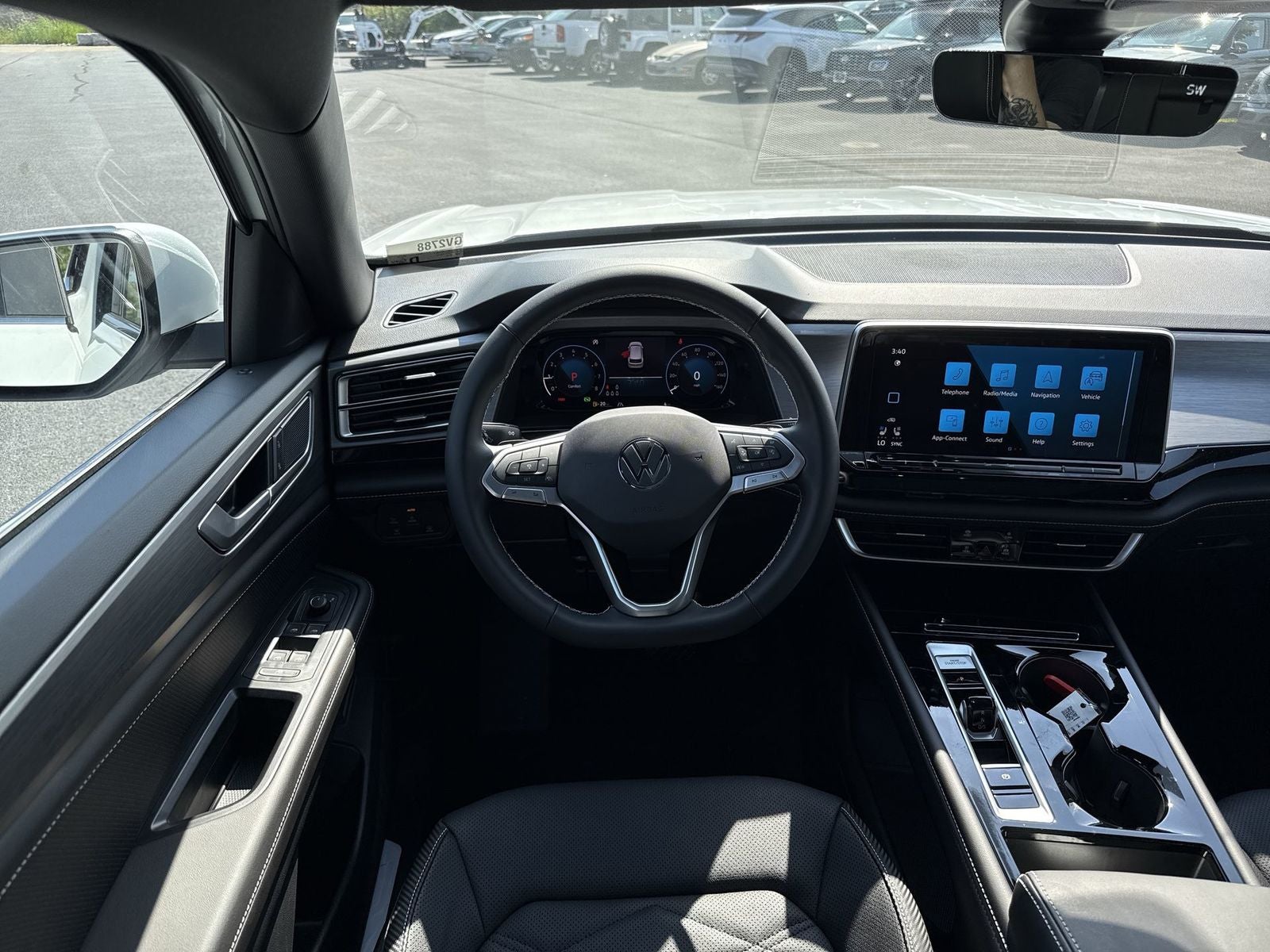2026 Volkswagen Atlas Cross Sport 2.0T SE W/TECHNOLOGY
