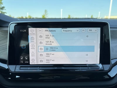 2026 Volkswagen Atlas 2.0T SE w/ Technology