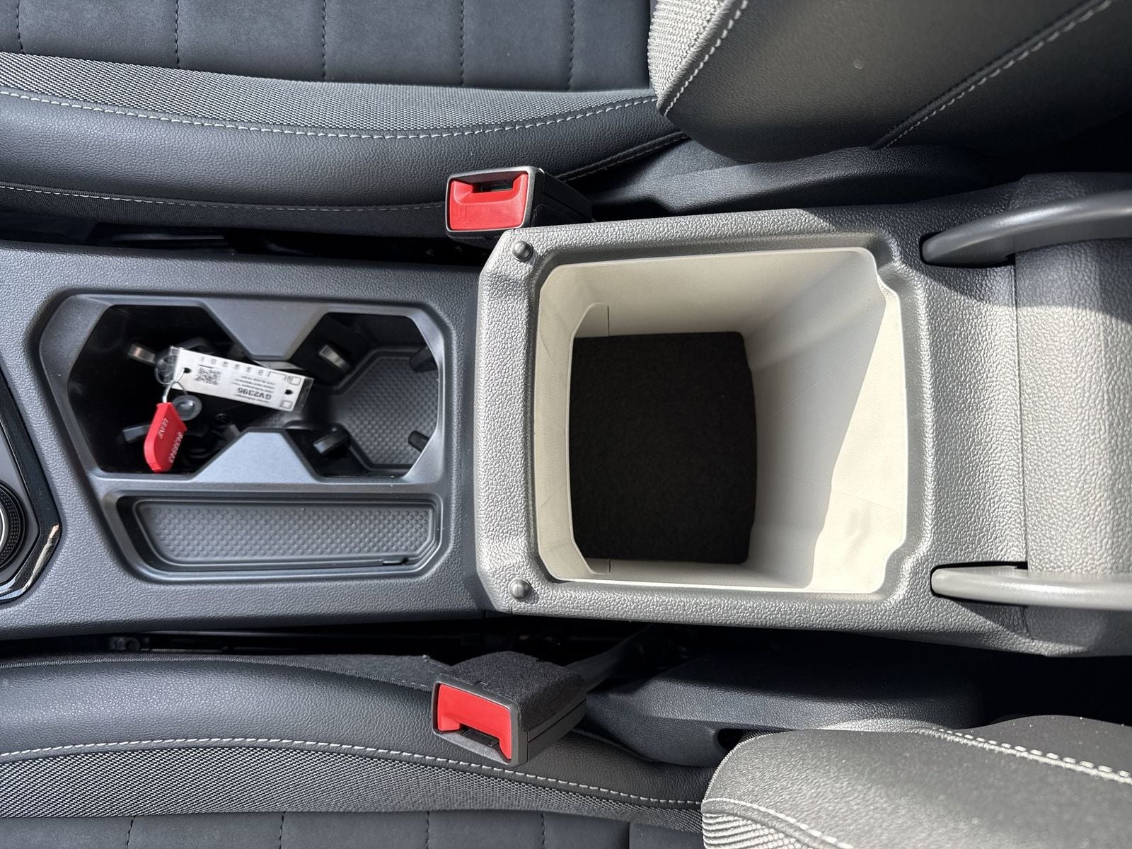 2026 Volkswagen Taos 1.5T SE Black