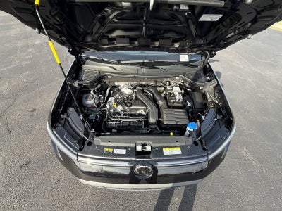 2026 Volkswagen Taos 1.5T SE Black