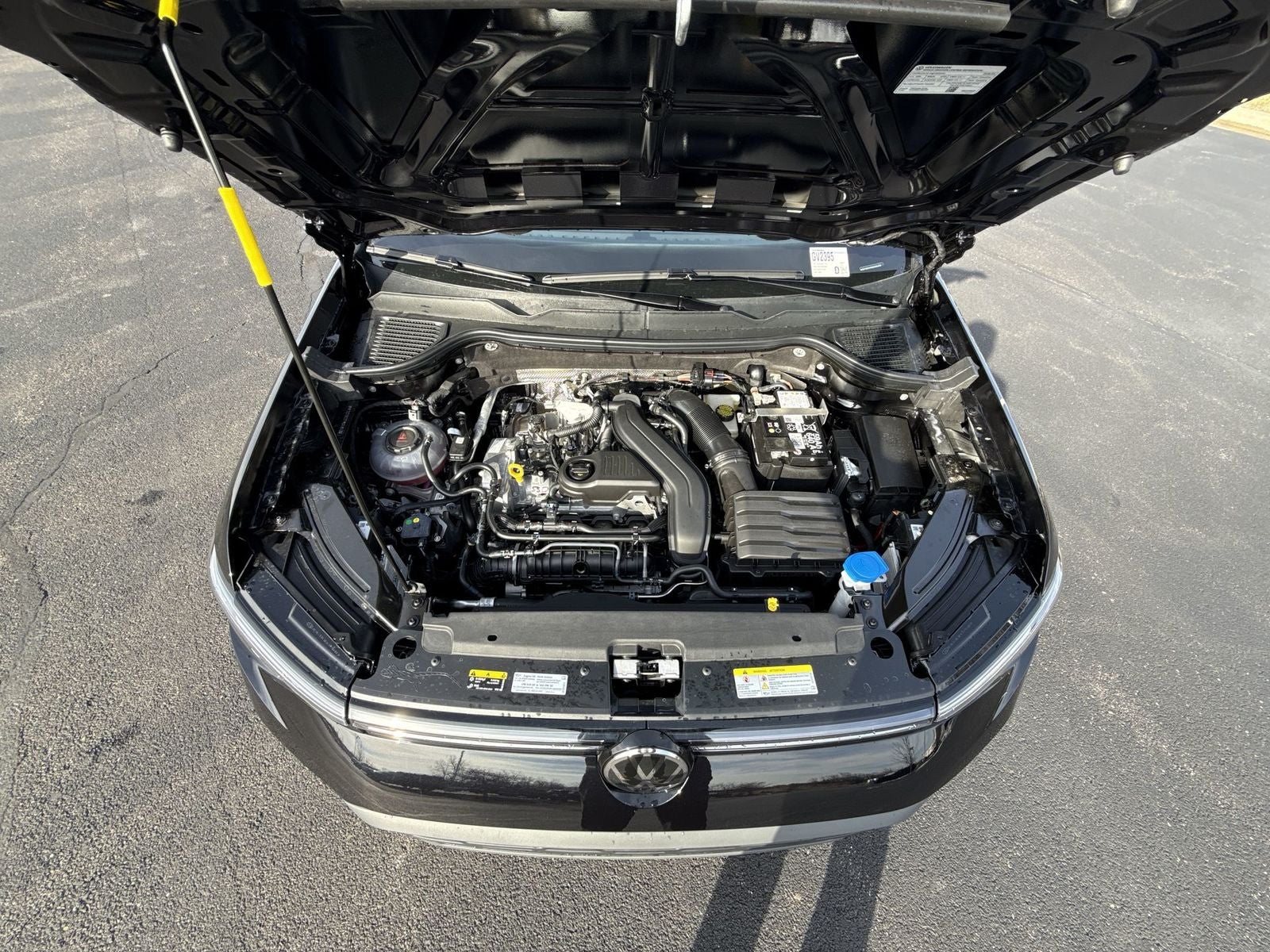 2026 Volkswagen Taos 1.5T SE Black