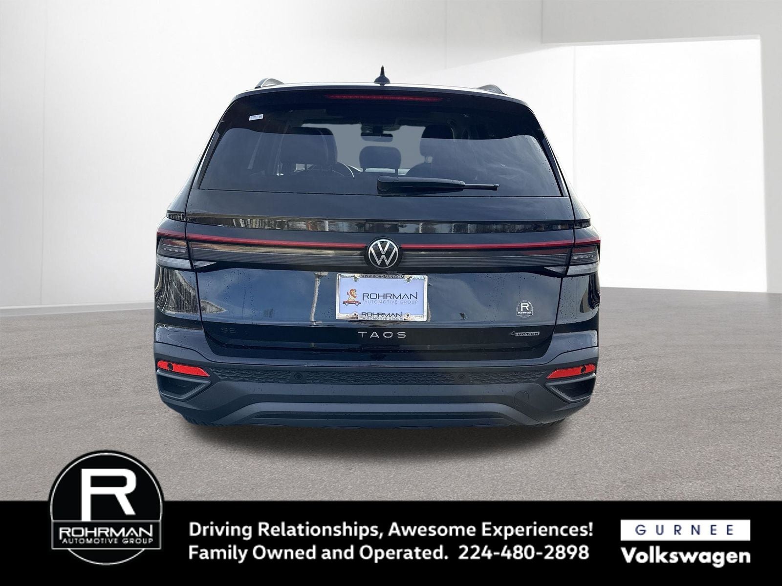 2026 Volkswagen Taos 1.5T SE Black