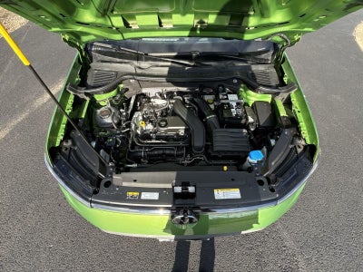 2026 Volkswagen Taos 1.5T SE Black