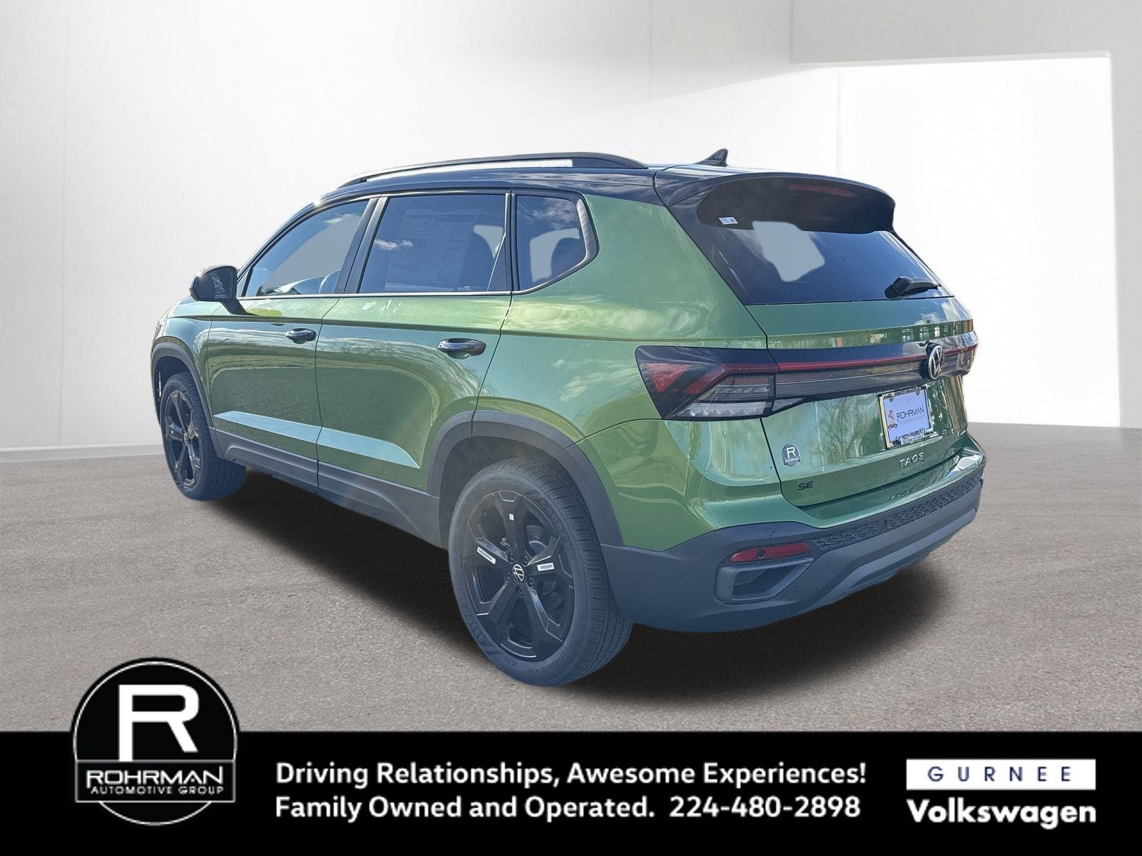 2026 Volkswagen Taos 1.5T SE Black