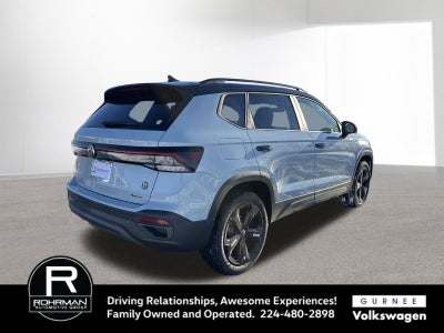 2026 Volkswagen Taos 1.5T SE Black