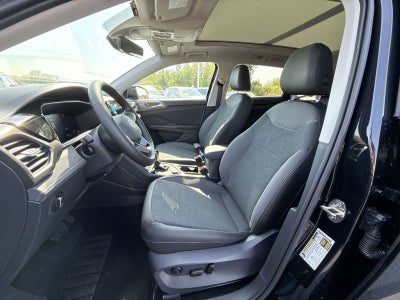 2025 Volkswagen Taos 1.5T SE Black